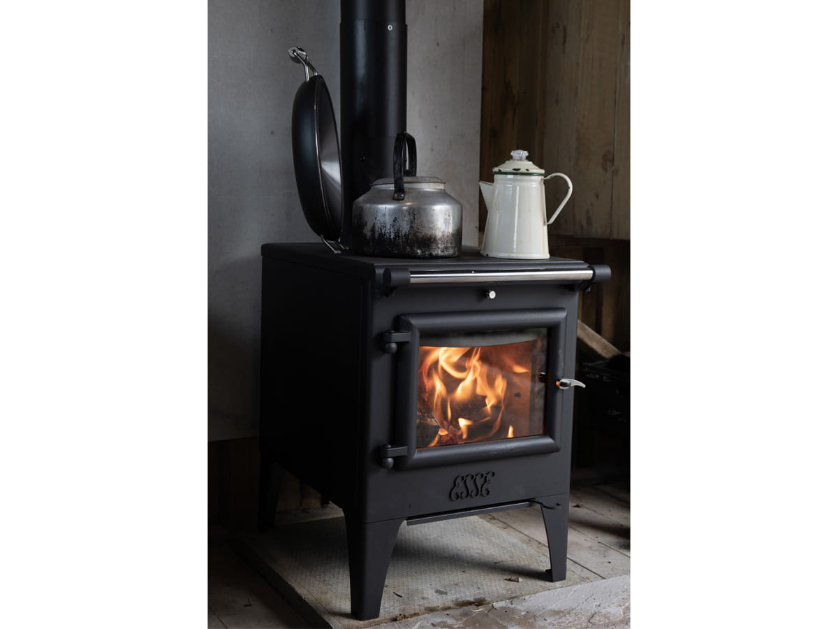 Esse Warmheart Wood Fired Cook Stove